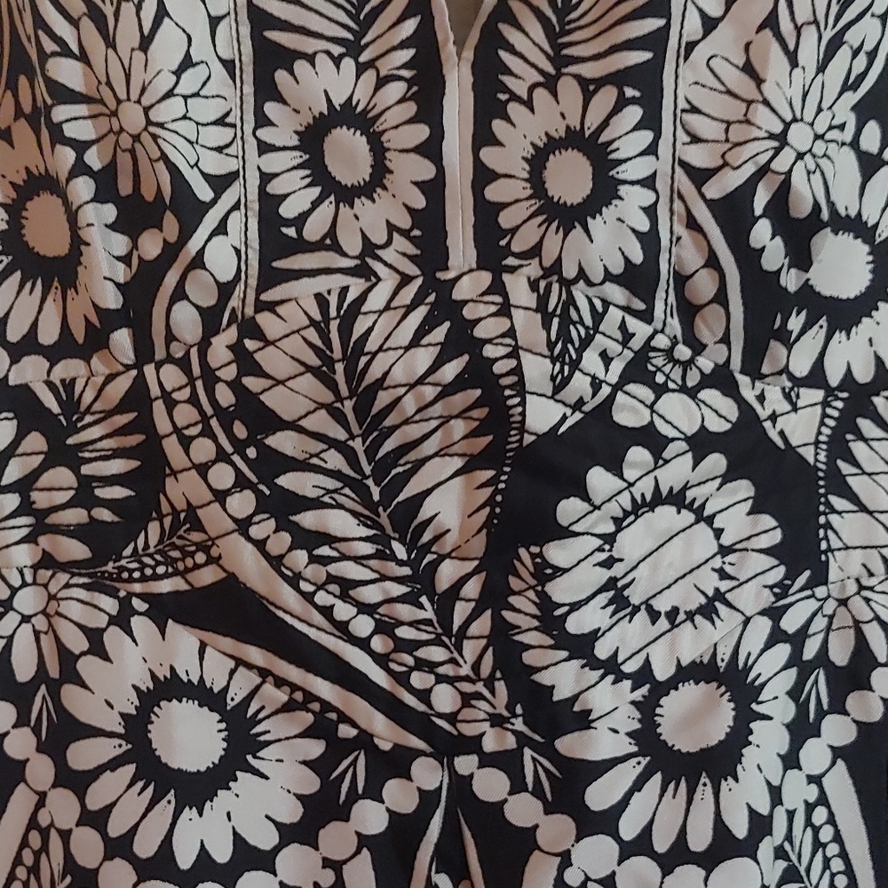 Dress - Picture 4 of 4